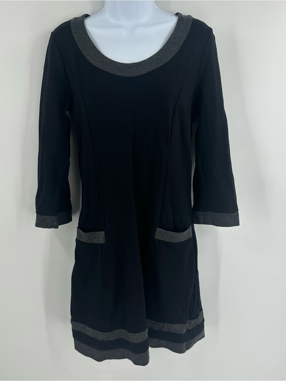 Boden Black Ponte Shift Dress 8 Scoop Neck 3/4 Sleeve Contrast Stretch Classic